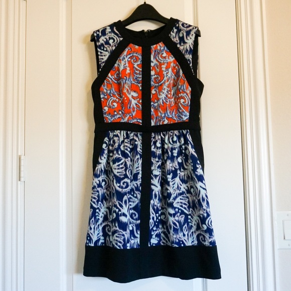 BCBGMAXAZRIA Block Dress - Picture 2 of 4